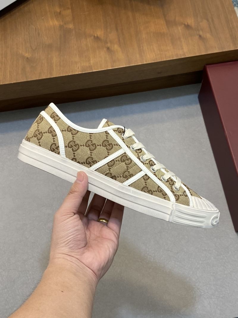 Gucci Low Shoes